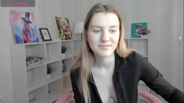 Image 8 of mariel_brown Stream on Chaturbate on 1 month ago