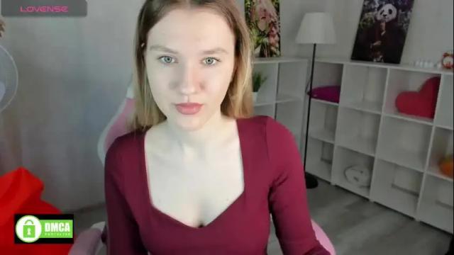 Image 3 of mariel_brown Stream on Chaturbate on 1 month ago