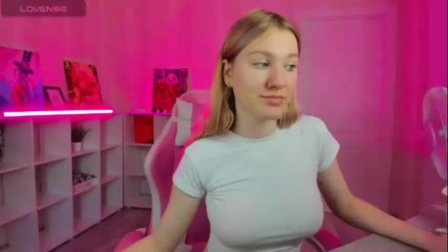 Image 10 of mariel_brown Stream on Chaturbate on 3 days ago