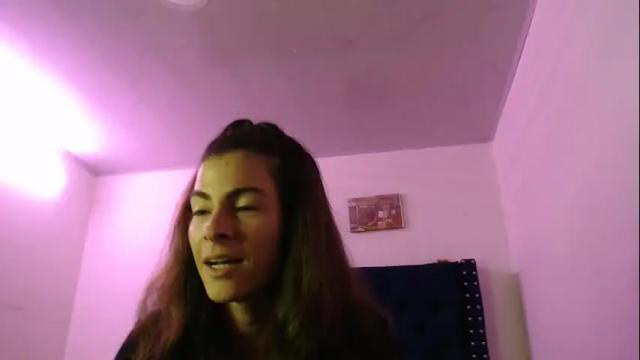 Image 2 of mariel_sins21 Stream on Chaturbate on 1 month ago