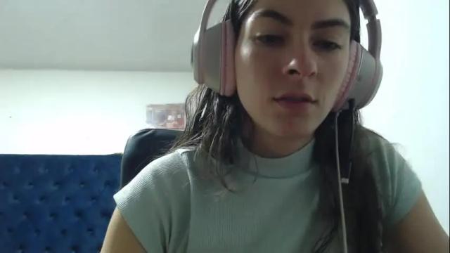 Image 2 of mariel_sins21 Stream on Chaturbate on 1 month ago