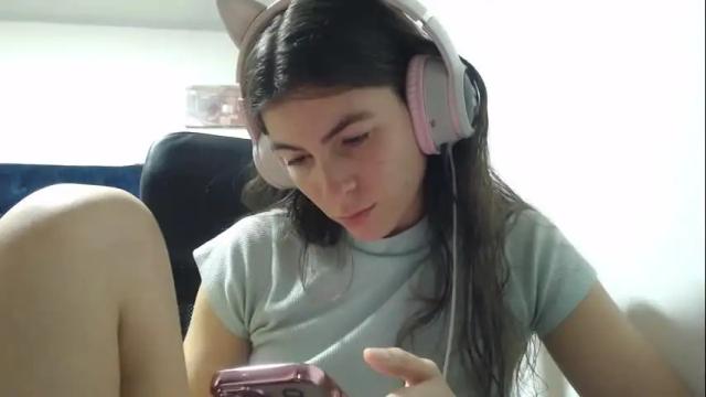 Image 4 of mariel_sins21 Stream on Chaturbate on 1 month ago