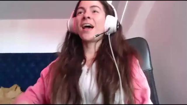 Image 6 of mariel_sins21 Stream on Chaturbate on 1 month ago