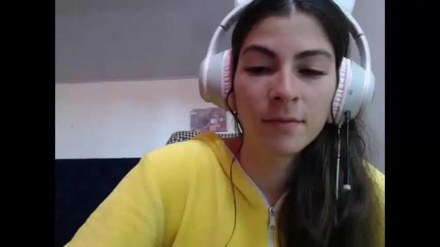 Image 12 of mariel_sins21 Stream on Chaturbate on 28 days ago