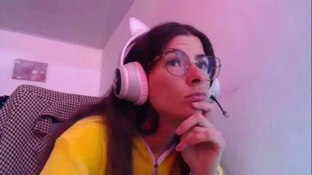Image 10 of mariel_sins21 Stream on Chaturbate on 27 days ago