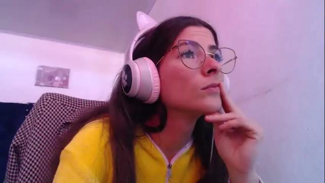 Image 3 of mariel_sins21 Stream on Chaturbate on 27 days ago