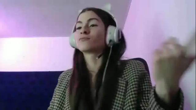 Image 4 of mariel_sins21 Stream on Chaturbate on 25 days ago