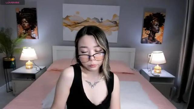 Image 2 of mariellin Stream on Chaturbate on 22 months ago