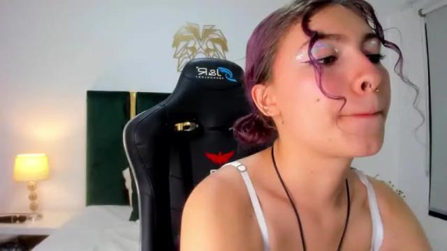 Image 2 of marietay Stream on Chaturbate on 17 months ago