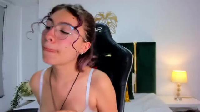 Image 2 of marietay Stream on Chaturbate on 17 months ago