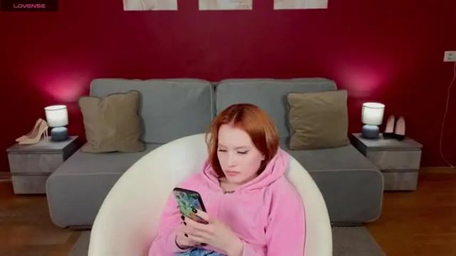 Image 6 of marietta__castro Stream on Chaturbate on 13 months ago