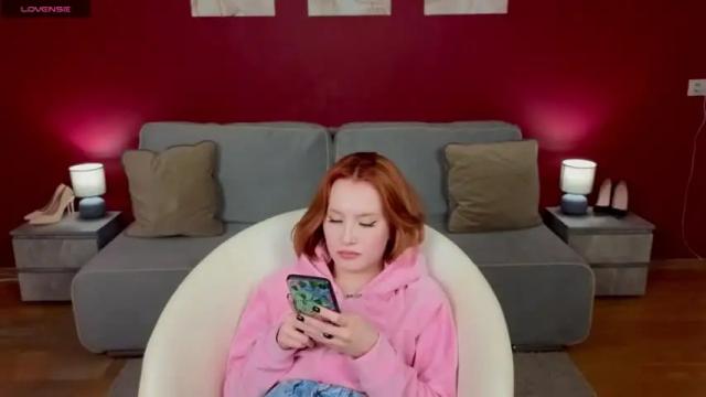 Image 8 of marietta__castro Stream on Chaturbate on 13 months ago