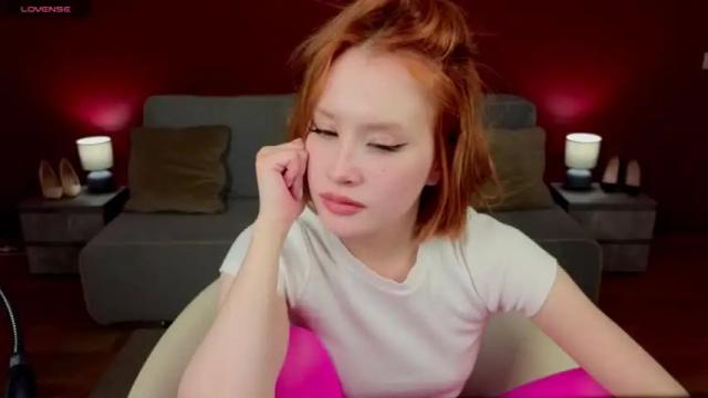 Image 8 of marietta__castro Stream on Chaturbate on 12 months ago