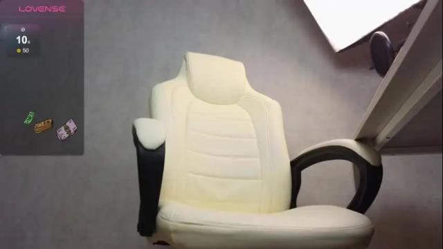 Image 10 of marietta__castro Stream on Chaturbate on 1 month ago