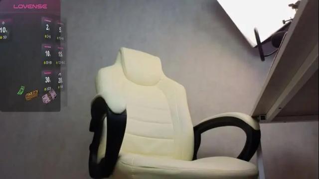 Image 2 of marietta__castro Stream on Chaturbate on 1 month ago
