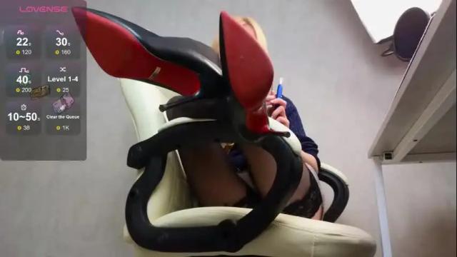 Image 11 of marietta__castro Stream on Chaturbate on 3 days ago