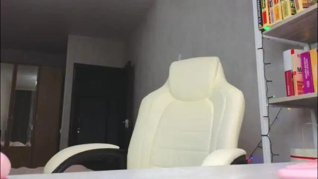 Image 3 of marietta__castro Stream on Chaturbate on 23 days ago