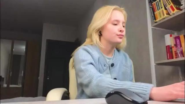 Image 4 of marietta__castro Stream on Chaturbate on 11 days ago