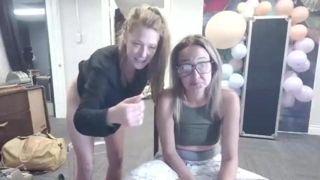 Image 3 of mariewaters Stream on Chaturbate on 21 months ago