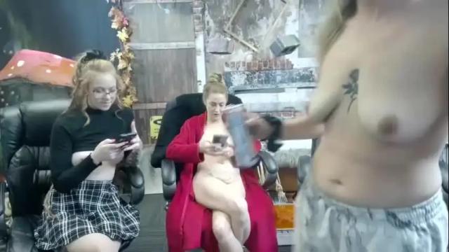 Image 10 of mariewaters Stream on Chaturbate on 20 months ago