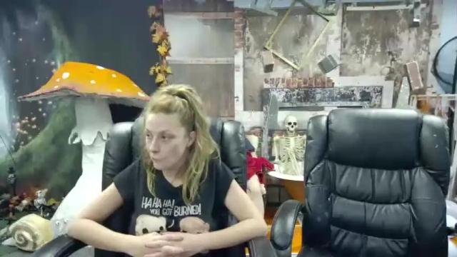Image 4 of mariewaters Stream on Chaturbate on 20 months ago