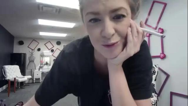 Image 8 of mariewaters Stream on Chaturbate on 17 months ago