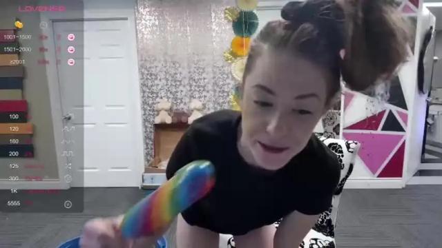 Image 10 of mariewaters Stream on Chaturbate on 14 months ago