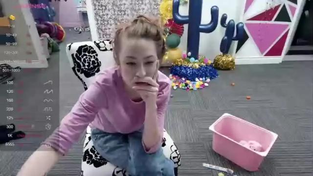 Image 4 of mariewaters Stream on Chaturbate on 17 months ago