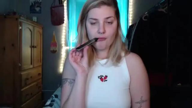 Image 3 of marigoldrue Stream on Chaturbate on 3 months ago