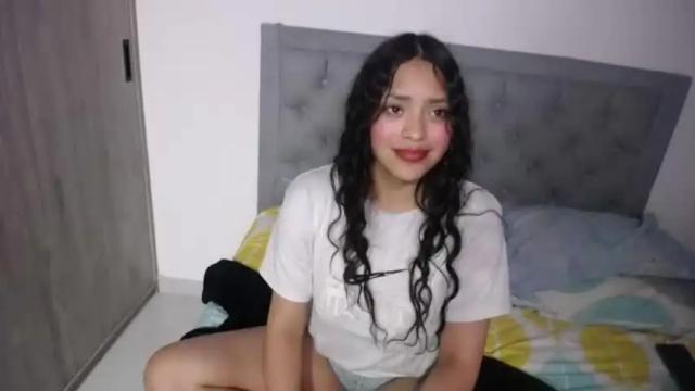 Thumbnail 2, mariham_01's Stream at Chaturbate, 16 months ago