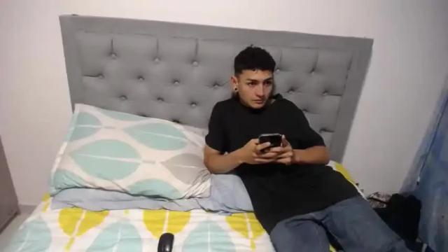 Image 3 of mariham_01 Stream on Chaturbate on 16 months ago