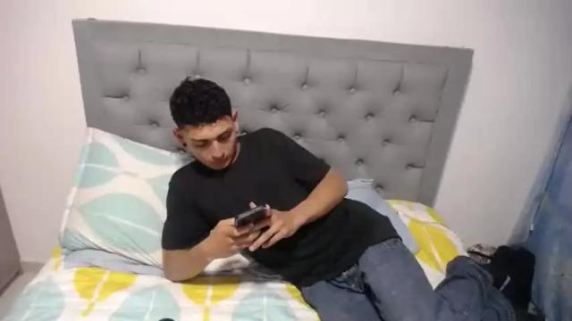 Image 4 of mariham_01 Stream on Chaturbate on 16 months ago