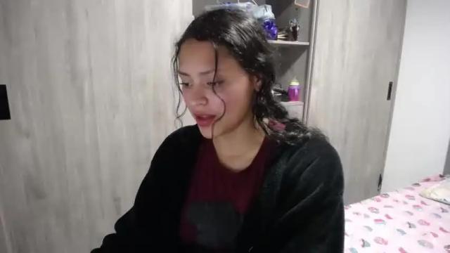 Image 7 of mariham_01 Stream on Chaturbate on 16 months ago