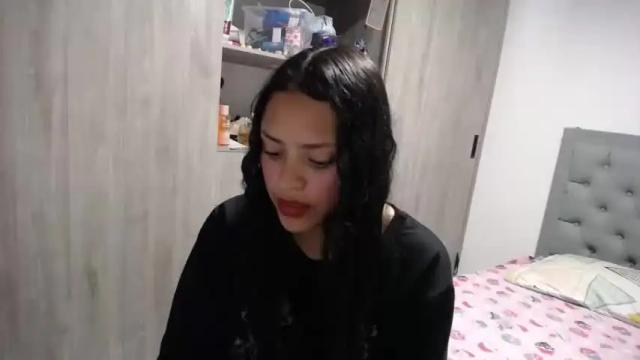 Image 11 of mariham_01 Stream on Chaturbate on 16 months ago