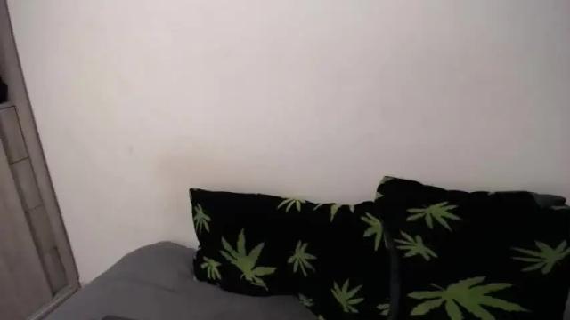Image 12 of mariham_01 Stream on Chaturbate on 14 months ago