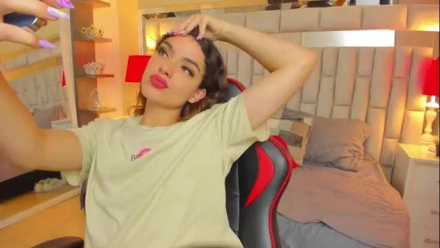 Image 8 of mariiahneedles Stream on Chaturbate on 1 month ago