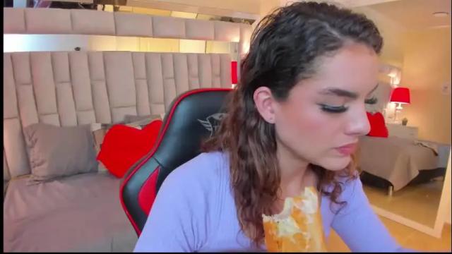 Thumbnail 2, mariiahneedles's Stream at Chaturbate, 1 month ago