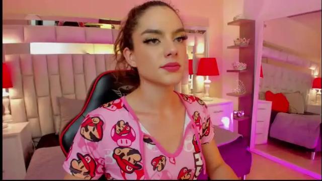Image 7 of mariiahneedles Stream on Chaturbate on 1 month ago