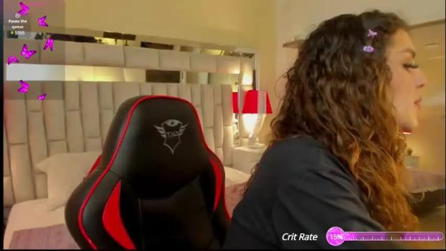 Image 3 of mariiahneedles Stream on Chaturbate on 1 month ago