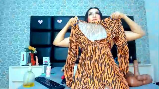 Image 7 of mariiana_fox Stream on Chaturbate on 1 month ago