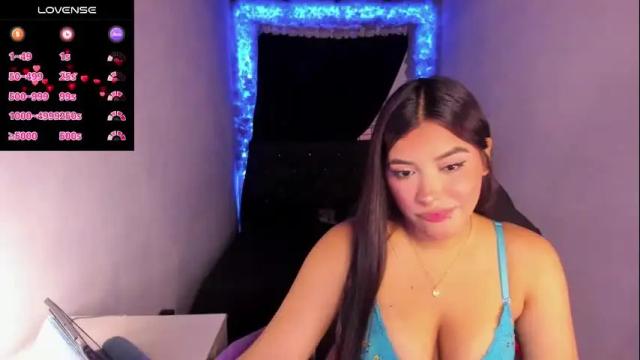 Image 2 of mariiana_hasper Stream on Chaturbate on 2 months ago