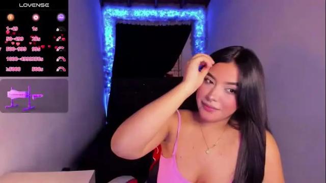 Image 4 of mariiana_hasper Stream on Chaturbate on 1 month ago