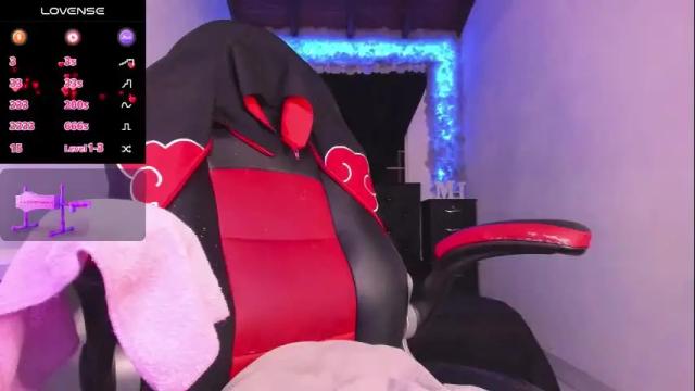 Image 7 of mariiana_hasper Stream on Chaturbate on 1 month ago