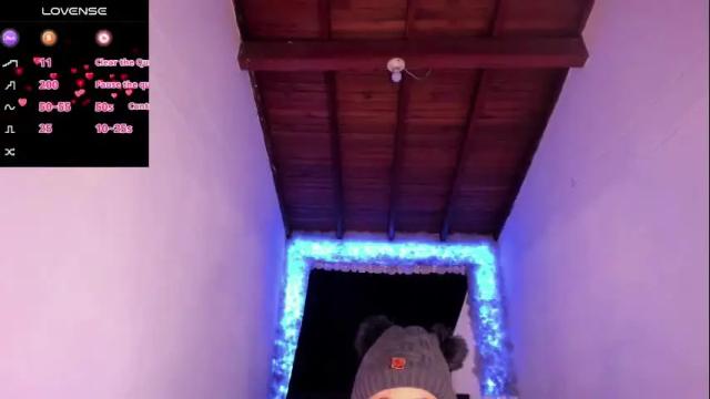 Image 11 of mariiana_hasper Stream on Chaturbate on 1 month ago