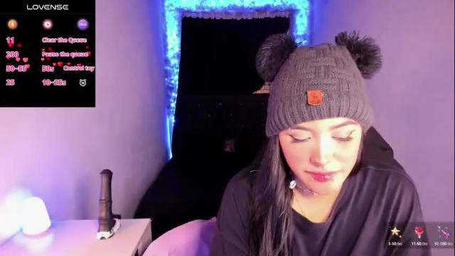 Image 7 of mariiana_hasper Stream on Chaturbate on 1 month ago