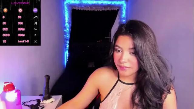 Image 8 of mariiana_hasper Stream on Chaturbate on 1 month ago