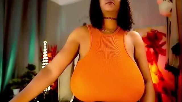 Image 12 of mariicha Stream on Chaturbate on 12 days ago