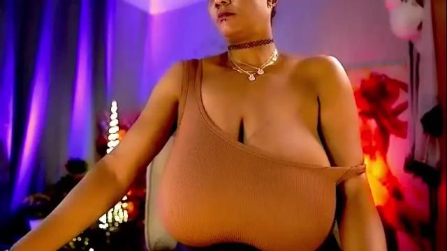 Image 11 of mariicha Stream on Chaturbate on 4 days ago