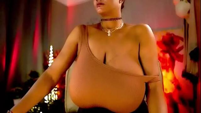 Image 4 of mariicha Stream on Chaturbate on 4 days ago
