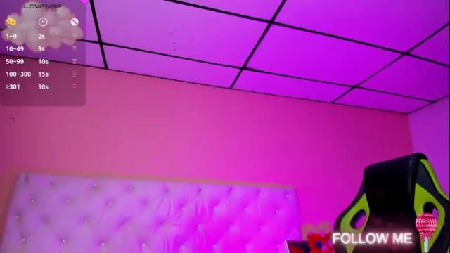Image 6 of mariie_tayy Stream on Chaturbate on 1 month ago